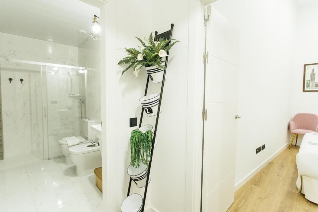 דירות סביליה Modern With Seasonal Swimming Pool- 1Bd 1Bth- Goyeneta מראה חיצוני תמונה