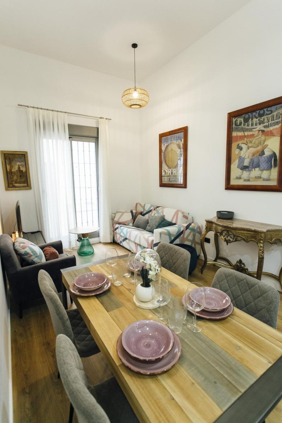 דירות סביליה Modern With Seasonal Swimming Pool- 1Bd 1Bth- Goyeneta מראה חיצוני תמונה